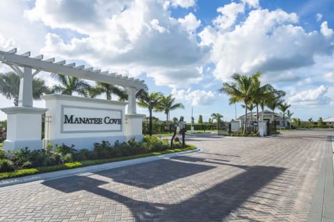 MANATEE COVE sobre plano en Naples, Florida № 76767 - foto 1