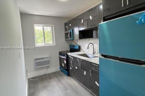 Villa ou maison à louer à Opa-locka, Floride: 2 chambres, 248.23 m2 № 1855241 - photo 8