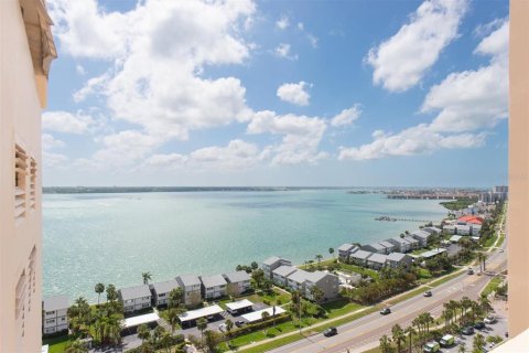 Condo in Clearwater, Florida, 1 bedroom  № 1904664 - photo 24