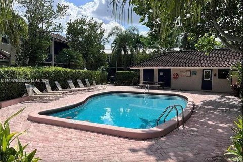 Copropriété à louer à Oakland Park, Floride: 2 chambres, 85.47 m2 № 1968041 - photo 14