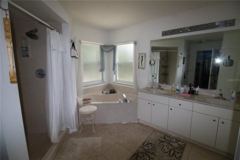 Villa ou maison à vendre à Ocala, Floride: 3 chambres, 201.88 m2 № 1899553 - photo 8