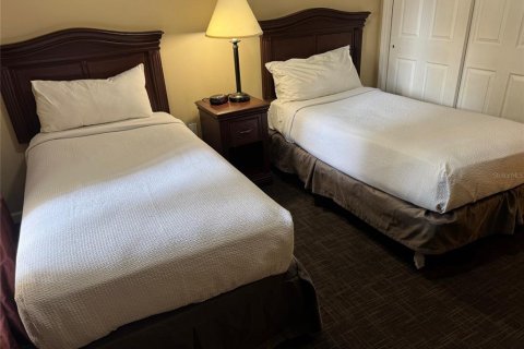 Condo in Orlando, Florida, 2 bedrooms  № 1815503 - photo 12
