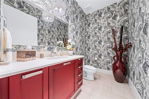 Villa ou maison à vendre à Miami, Floride: 6 chambres, 541.16 m2 № 2185853 - photo 15