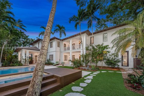 Villa ou maison à vendre à Miami, Floride: 6 chambres, 541.16 m2 № 2185853 - photo 4