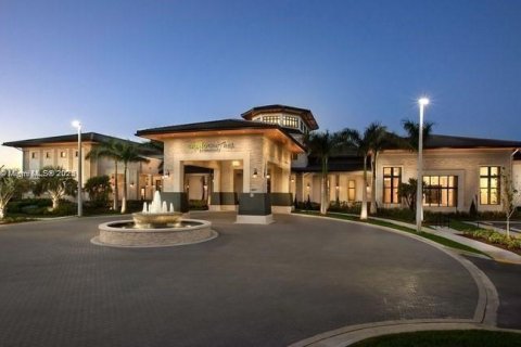 Купить кондоминиум в Дорал, Флорида 2 спальни, 89.56м2, № 1949936 - фото 24