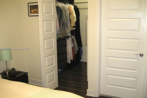Купить кондоминиум в Дорал, Флорида 2 спальни, 89.56м2, № 1949936 - фото 11