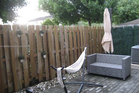 Купить кондоминиум в Дорал, Флорида 2 спальни, 89.56м2, № 1949936 - фото 19