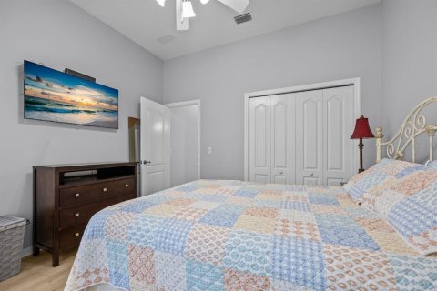 House in Gainesville, Florida 3 bedrooms, 208.19 sq.m. № 1766196 - photo 25