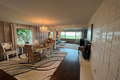 Villa ou maison à louer à Englewood, Floride: 2 chambres, 143.44 m2 № 2298908 - photo 15