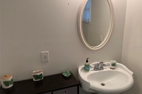 Villa ou maison à louer à Englewood, Floride: 2 chambres, 143.44 m2 № 2298908 - photo 25