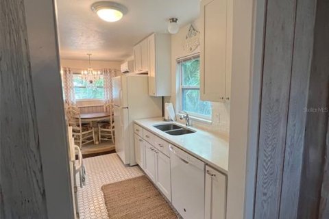 Villa ou maison à louer à Englewood, Floride: 2 chambres, 143.44 m2 № 2298908 - photo 29