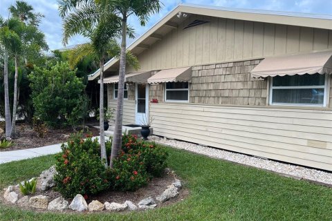 Villa ou maison à Englewood, Floride 2 chambres, 143.44 m2 № 2298908