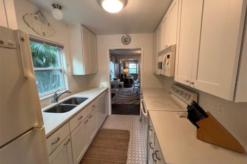 Villa ou maison à louer à Englewood, Floride: 2 chambres, 143.44 m2 № 2298908 - photo 30