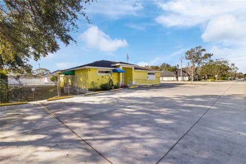 Propiedad comercial en venta en Winter Haven, Florida № 1554769 - foto 25