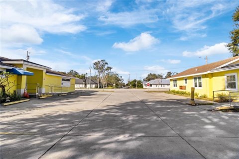 Propiedad comercial en venta en Winter Haven, Florida № 1554769 - foto 28