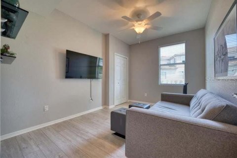 Copropriété à louer à Bradenton, Floride: 3 chambres, 165.92 m2 № 1901276 - photo 10