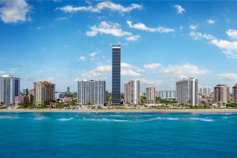 Condominio en venta en Hallandale Beach, Florida, 3 dormitorios, 270.62 m2 № 1834010 - foto 4