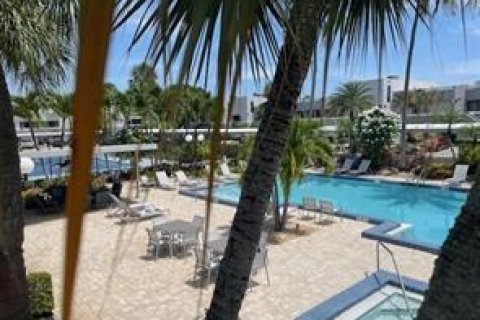 Copropriété à vendre à Pompano Beach, Floride: 2 chambres, 108.51 m2 № 2387944 - photo 27