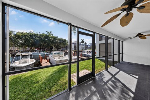 Copropriété à vendre à Pompano Beach, Floride: 2 chambres, 108.51 m2 № 2387944 - photo 21