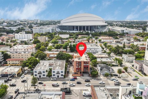 Купить кондоминиум в Майами, Флорида 2 спальни, 84.26м2, № 1945899 - фото 19