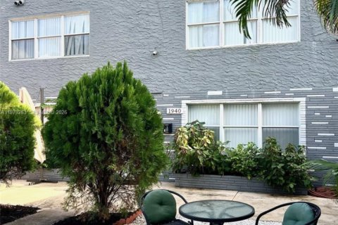 Снять в аренду квартиру в Холливуд, Флорида 1 спальня, № 2046027 - фото 7