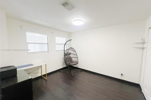Adosado en venta en Sunrise, Florida, 3 dormitorios, 172.05 m2 № 1699335 - foto 24