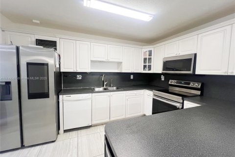 Adosado en venta en Sunrise, Florida, 3 dormitorios, 172.05 m2 № 1699335 - foto 9