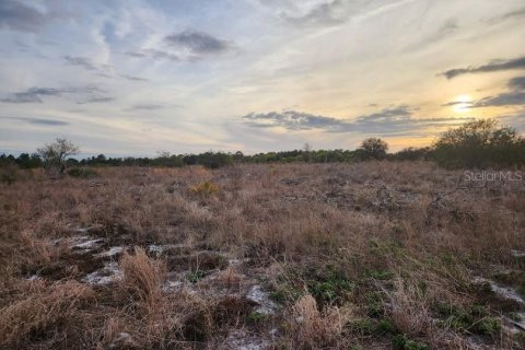 Terreno en venta en Frostproof, Florida № 1555405 - foto 4