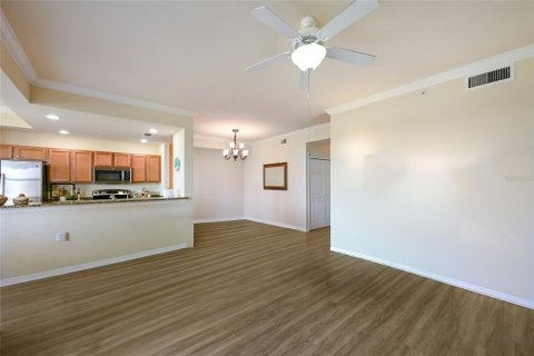 Condo in Bradenton, Florida, 2 bedrooms № 2093296 - photo 21
