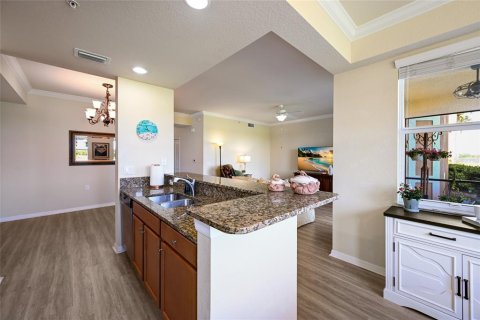 Condo in Bradenton, Florida, 2 bedrooms № 2093296 - photo 22