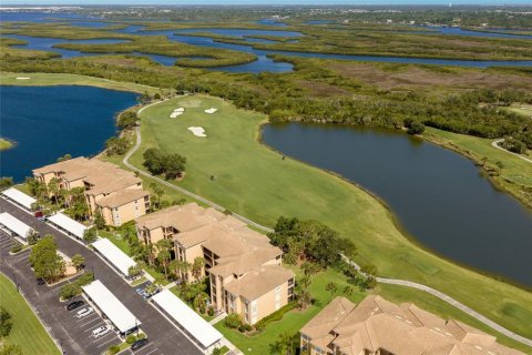 Condo in Bradenton, Florida, 2 bedrooms № 2093296 - photo 2