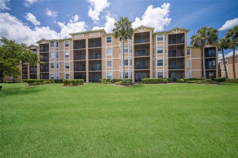 Condo in Bradenton, Florida, 2 bedrooms № 2093296 - photo 14