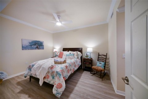 Condo in Bradenton, Florida, 2 bedrooms № 2093296 - photo 25