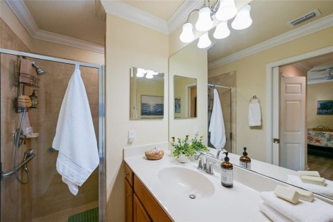 Condo in Bradenton, Florida, 2 bedrooms № 2093296 - photo 27
