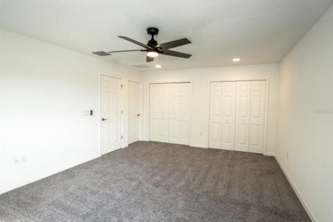 Villa ou maison à louer à Tampa, Floride: 4 chambres, 280.01 m2 № 2388725 - photo 25