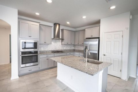 Villa ou maison à louer à Tampa, Floride: 4 chambres, 280.01 m2 № 2388725 - photo 11