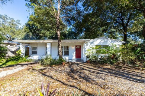 House in Tampa, Florida 2 bedrooms, 117.34 sq.m. № 2403713