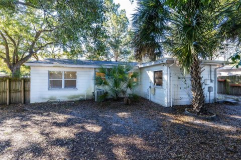 House in Tampa, Florida 2 bedrooms, 117.34 sq.m. № 2403713 - photo 7