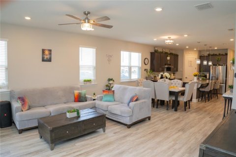 Casa en venta en Davenport, Florida, 4 dormitorios, 179.12 m2 № 2156866 - foto 24