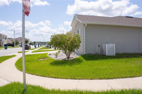 Casa en venta en Davenport, Florida, 4 dormitorios, 179.12 m2 № 2156866 - foto 4