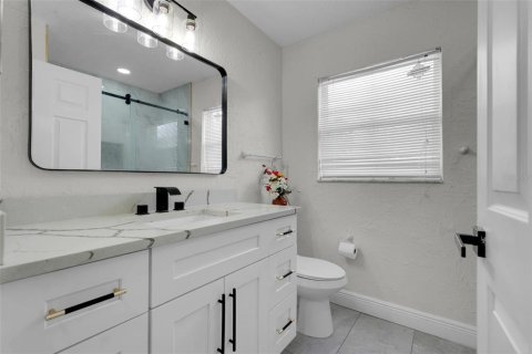 House in Kissimmee, Florida 3 bedrooms, 159.79 sq.m. № 2285658 - photo 28