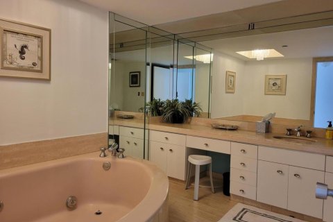 Condominio en alquiler en Aventura, Florida, 2 dormitorios, 175.31 m2 № 2251028 - foto 12