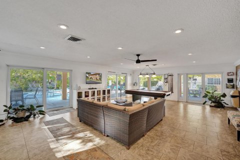Condominio en venta en Wilton Manors, Florida, 2 dormitorios, 111.48 m2 № 2189773 - foto 28
