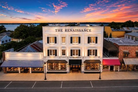 Commercial property in Mount Dora, Florida 1858.05 sq.m. № 2216957