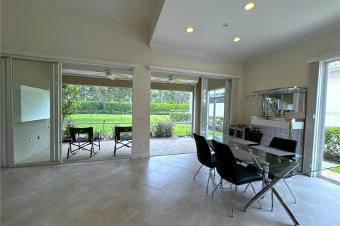 House in Naples, Florida 3 bedrooms, 184.23 sq.m. № 2208911 - photo 26