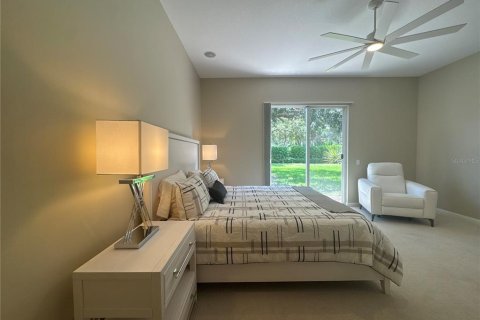 House in Naples, Florida 3 bedrooms, 184.23 sq.m. № 2208911 - photo 10