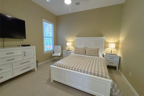 House in Naples, Florida 3 bedrooms, 184.23 sq.m. № 2208911 - photo 17