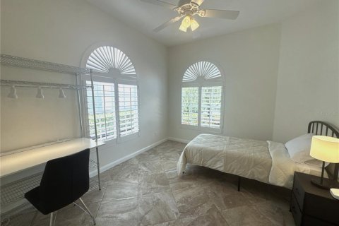 House in Naples, Florida 3 bedrooms, 184.23 sq.m. № 2208911 - photo 24