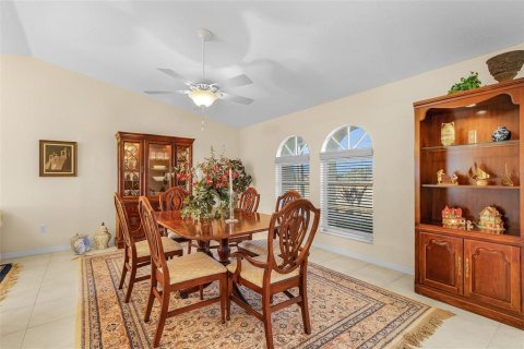 House in Punta Gorda, Florida 3 bedrooms, 196.02 sq.m. № 1568711 - photo 7