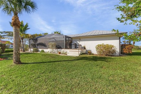 House in Punta Gorda, Florida 3 bedrooms, 196.02 sq.m. № 1568711 - photo 26